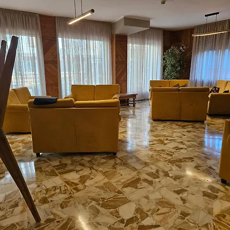 Debili Hotel