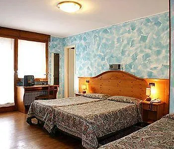 Hotel Debili 3*