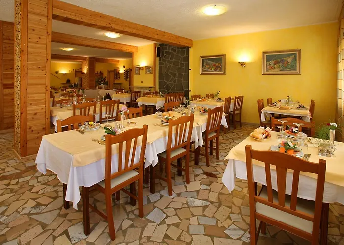 Hotel Debili
